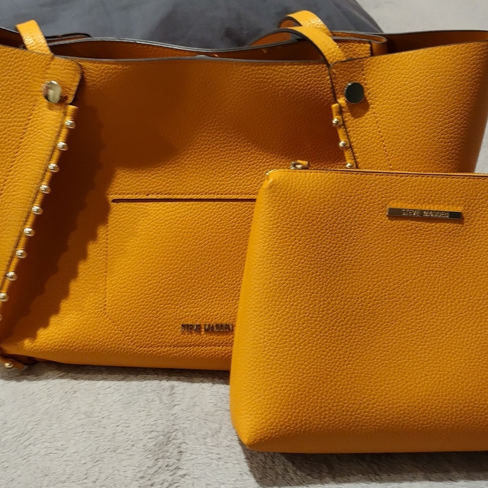 **Steve Madden**. Mustard Tote W/Bonus Bag!!